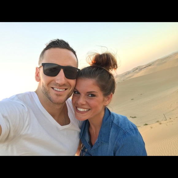 Meet your Posher, Janet - Picture 2 of 6